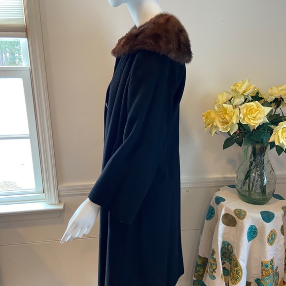 Vintage Cashmere Coat with Fur Collar - Picture 2 of 16